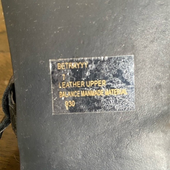 Steve Madden Betray Slingback Sandals - Picture 7 of 7